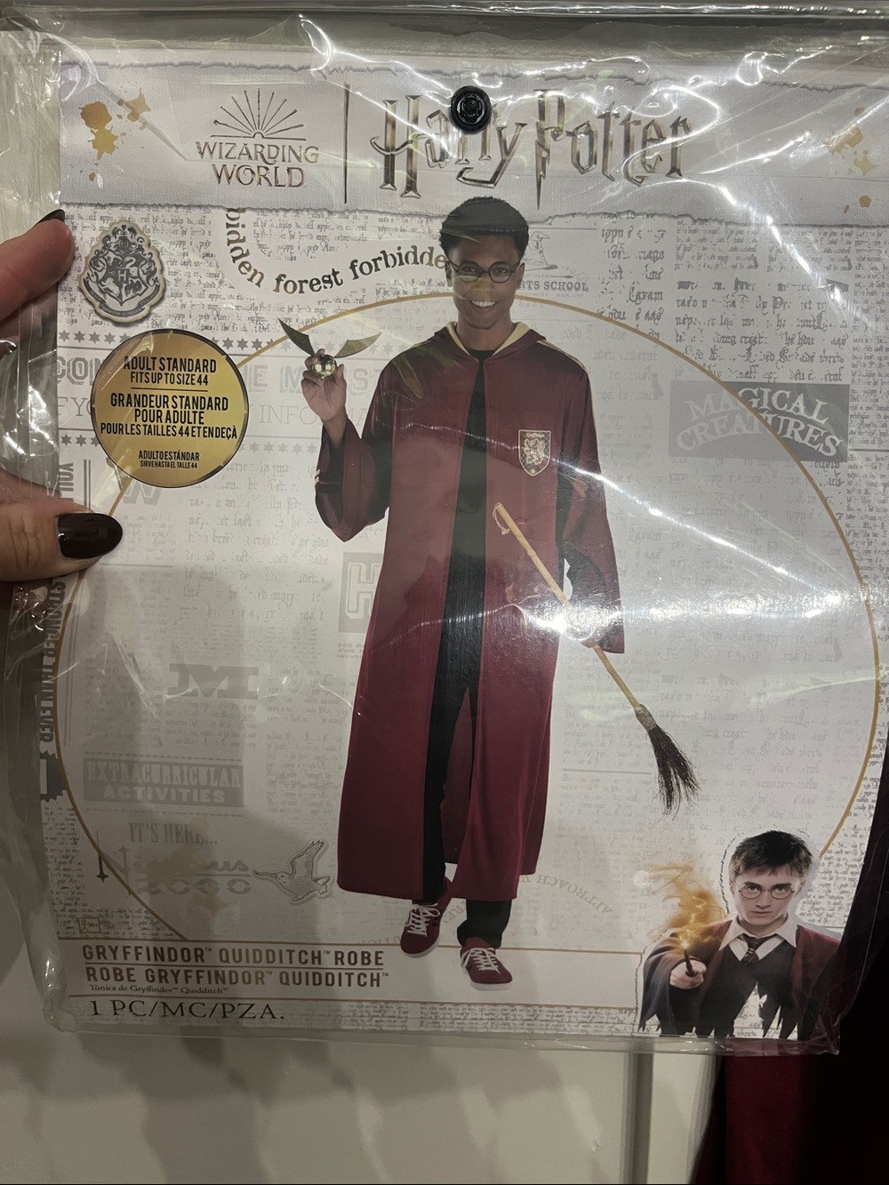 Warner Bros. Gryffindor Quidditch Robe in Maroon and Gold